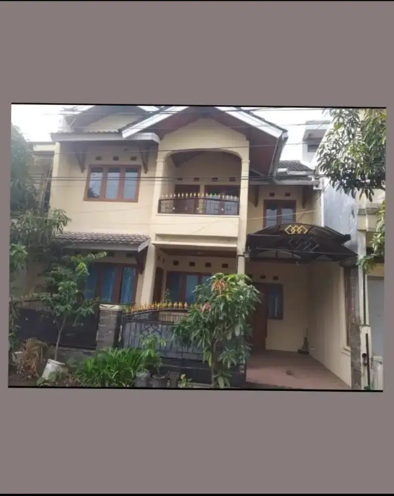Rumah di sewakan di komplek margahayu raya metro