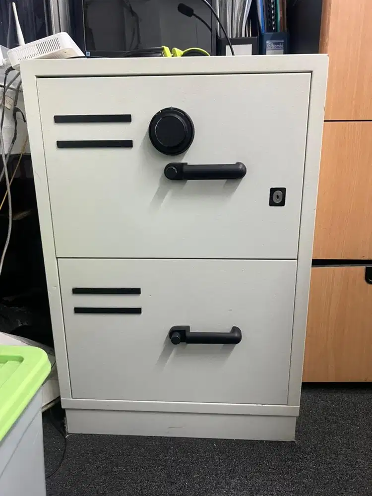 fireproof filing cabinet brankas tahan api