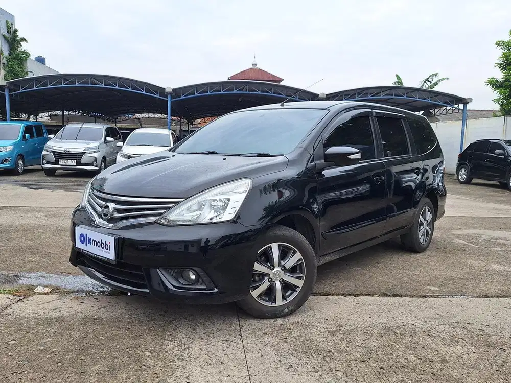 TDP 1 JUTA Nissan Grand livina 1.5 XV Bensin-AT 2016 Hitam CSKZB