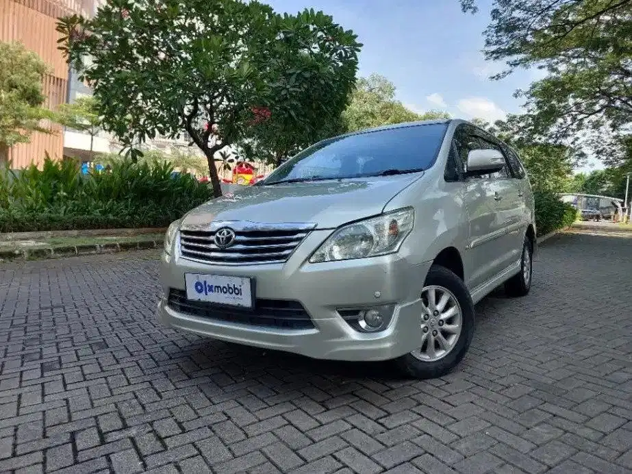 TDP 1 JUTA Toyota Kijang Innova 2.0 G Bensin-AT 2012 Silver CKKPB