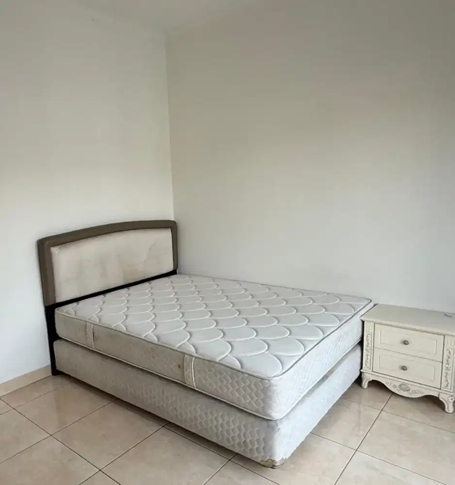 Springbed fullset Romance