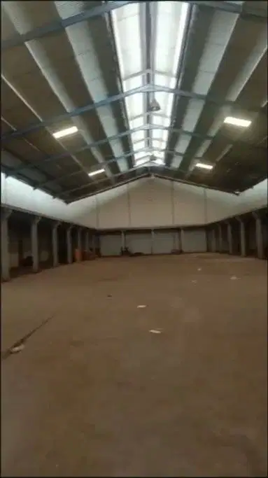 Sewa Gudang Margomulyo Angtropolis - Baru Renovasi & Akses Trailer 40