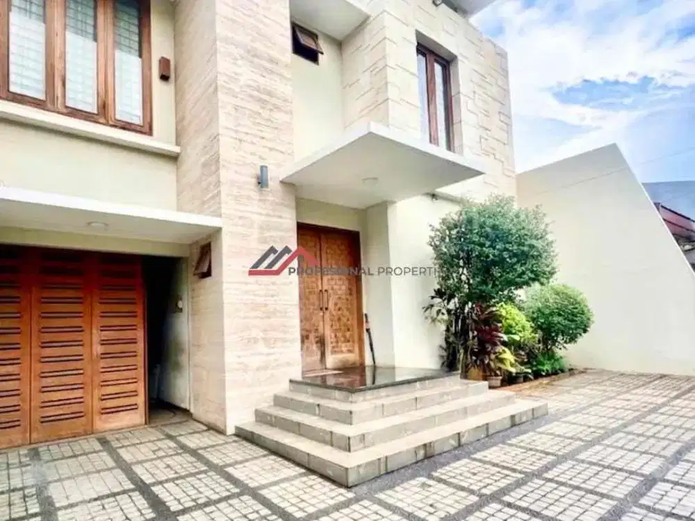 Rumah Bagus Siap Huni Dekat MRT Cipete