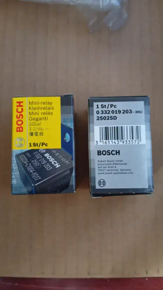 Relay 24 volt kaki 5 BOSCH