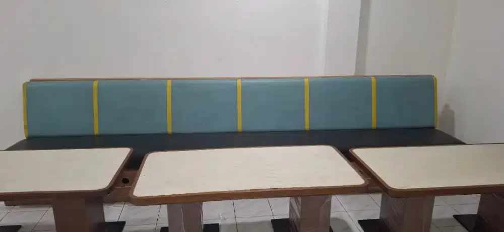 Preloved Meja, Bangku, Showcase, Etalase, Freezer, Gerobak