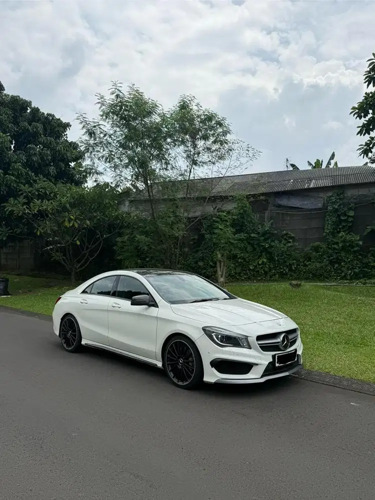 Mercedes Benz CLA 45 AMG C117 2015