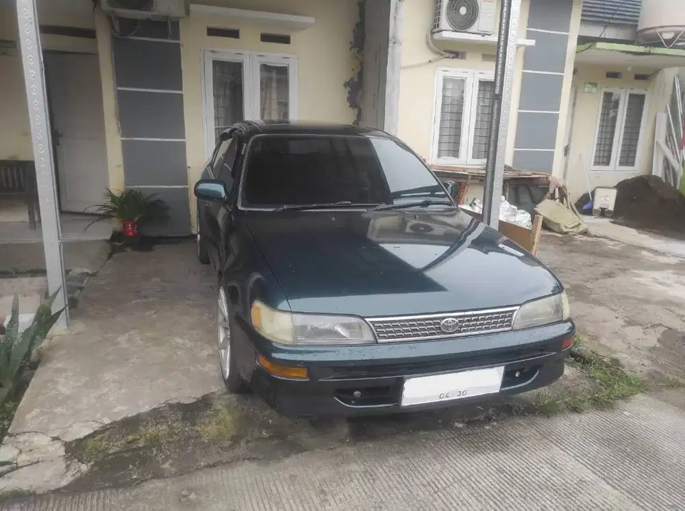 Toyota Great Corolla 1995 M/T