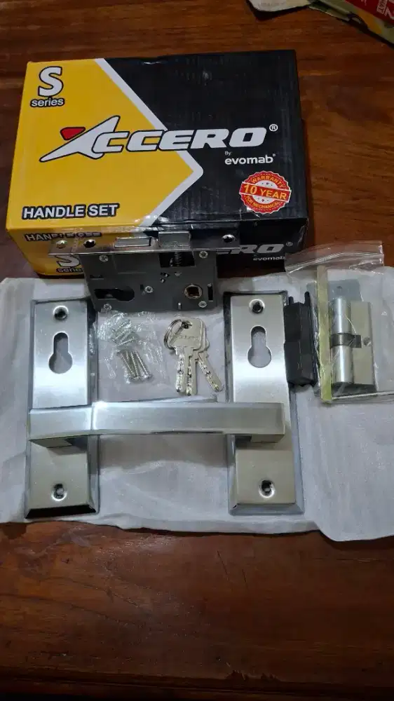 Handle Set Pintu Merk Accero