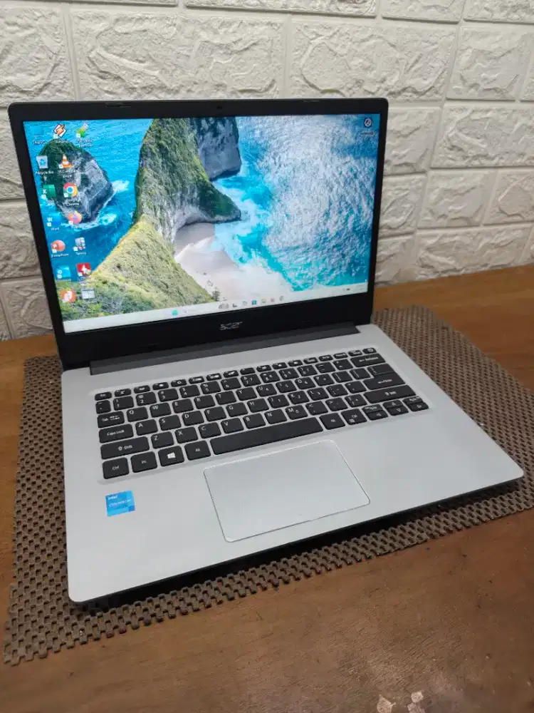 Acer aspire A314-35 intel Celeron Gen-11 (8/256gb) 14 inch NORMAL