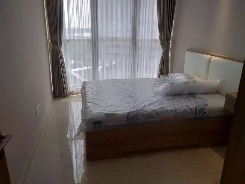 Disewakan Apartemen Gold Coast, 3BR+1, 113 m2, Furnish