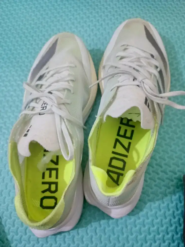 Sepatu Adidas adios 8