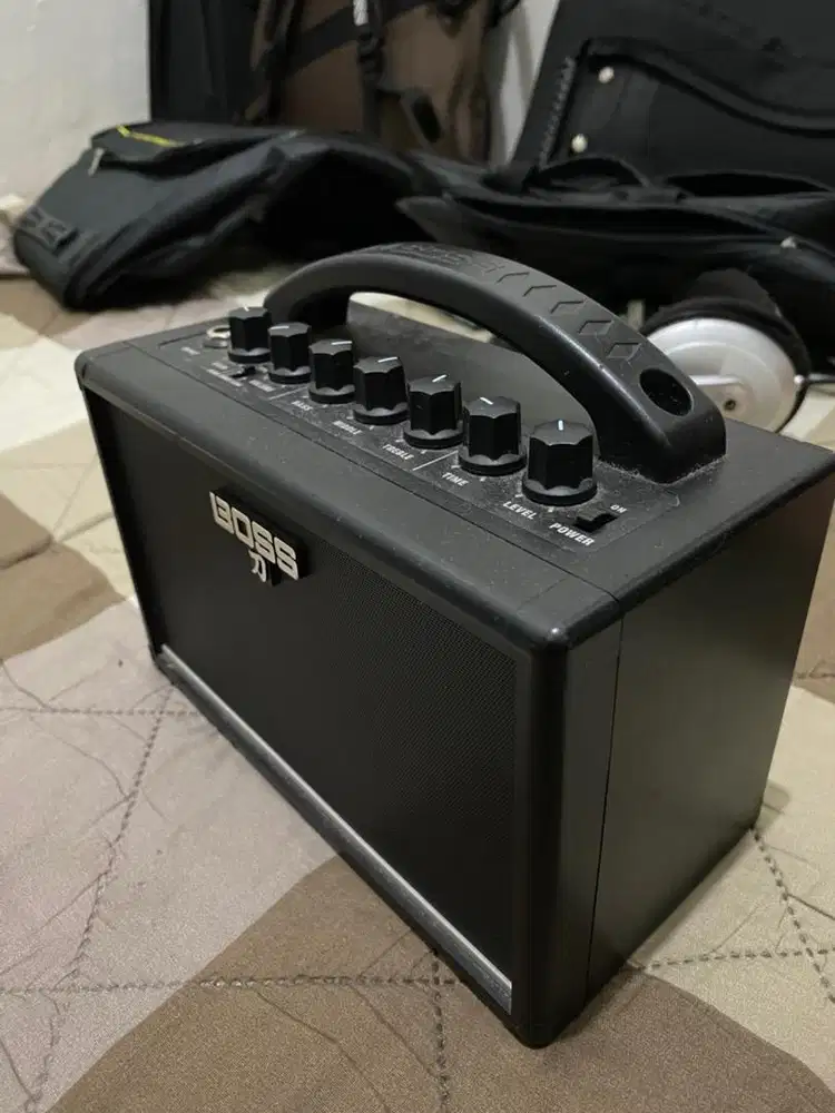 Ampli gitar Boss Katana Mini