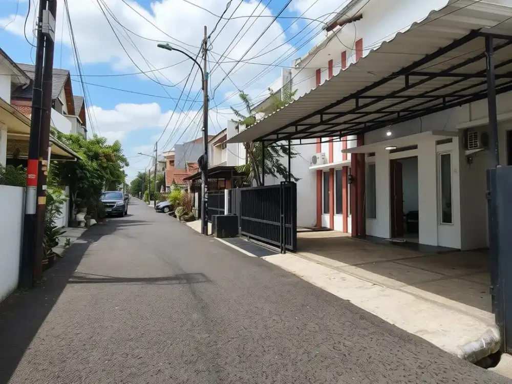 Dijual Rumah Dalam Komplek Di Rawamangun Jakarta Timur.
