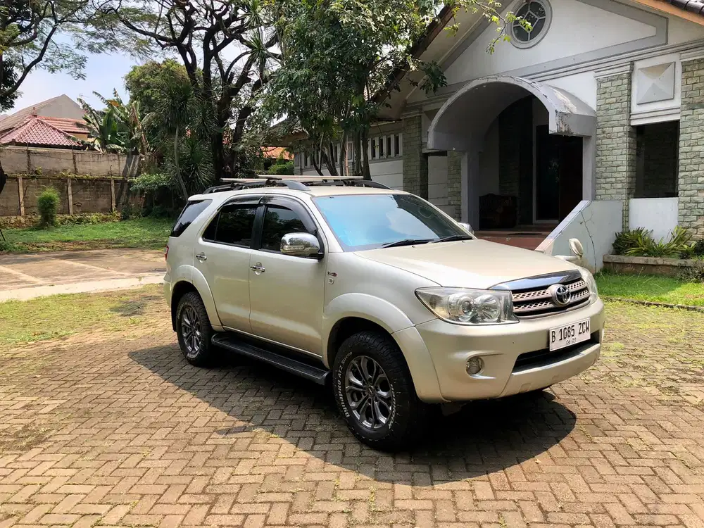 Toyota Fortuner G 2.5 AT 2010 Diesel TDP.15JT