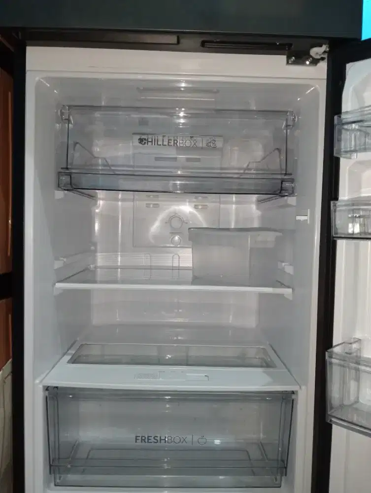 Kulkas Aqua 2 pintu second rasa baru