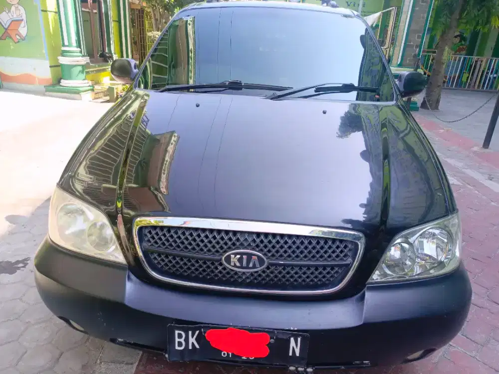 Kia Sedona Bensin Manual V6 Tahun 2005