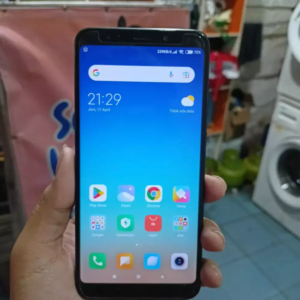 Redmi 5 pluss    ,