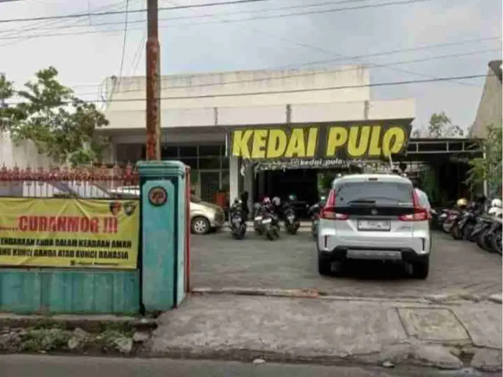 Dijual Bangunan komersial 
Lokasi : jl raya Pulo Wonokromo