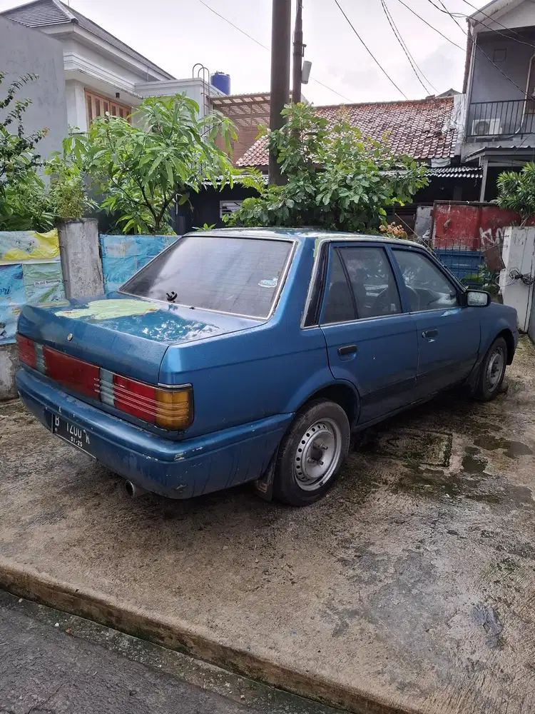 Ford laser 1986 Bensin