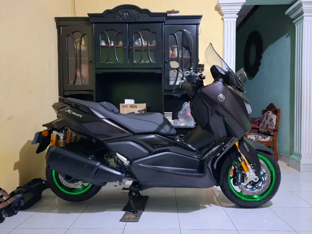 Yamaha Xmax ABS 2025 Like-New