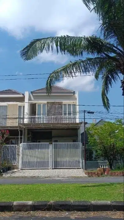 Rumah Mewah Nirwana Eksekutif Wonorejo Permai - Row Jalan Raya Kembar!