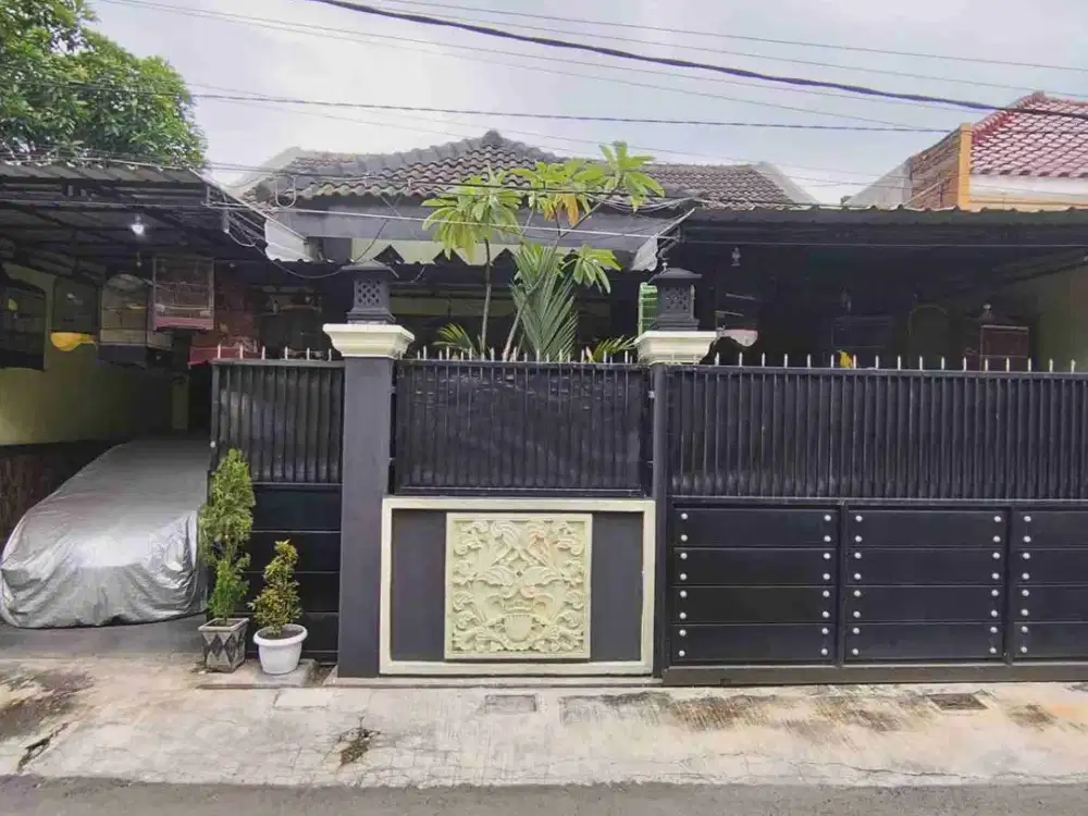 Rumah Lahan Luas Akses Strategis