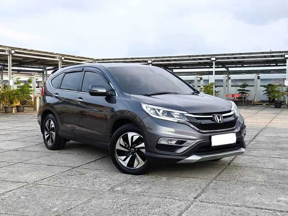 (TDP 30JT) LOW KM 121 RB ! HONDA CRV PRESTIGE 2015 ABU ! RECORD HONDA!