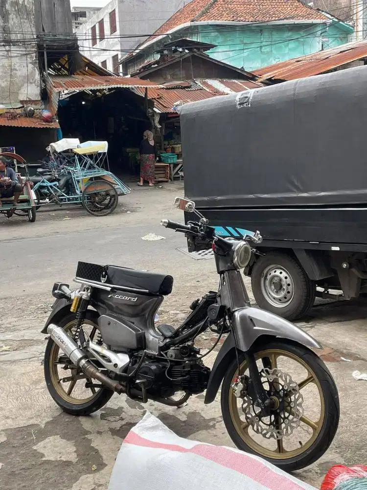 Honda C70 Basic Grand