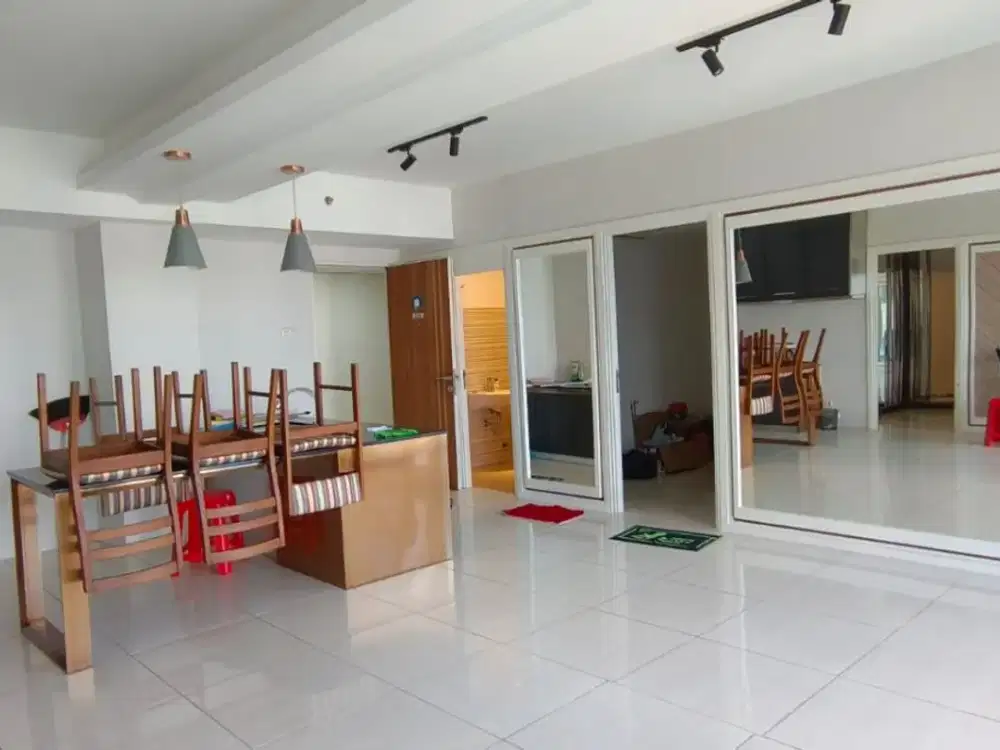 Disewakan apartemen luas dekat Mall terbesar di Surabaya Apartemen Puncak Bukit Golf