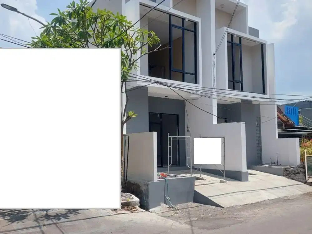 RUMAH SEMAMPIR TENGAH – JALAN LEBAR & BEBAS BANJIR!   Hunian nyaman di lokasi strategis: