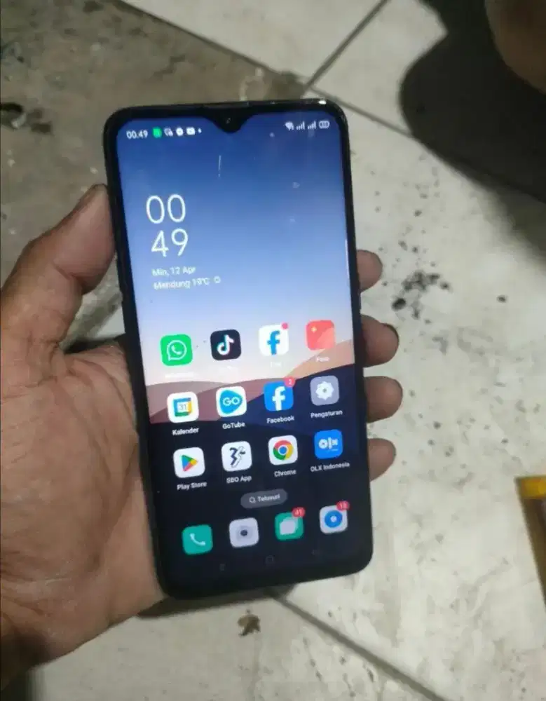 Oppo F9 ram 6/64GB