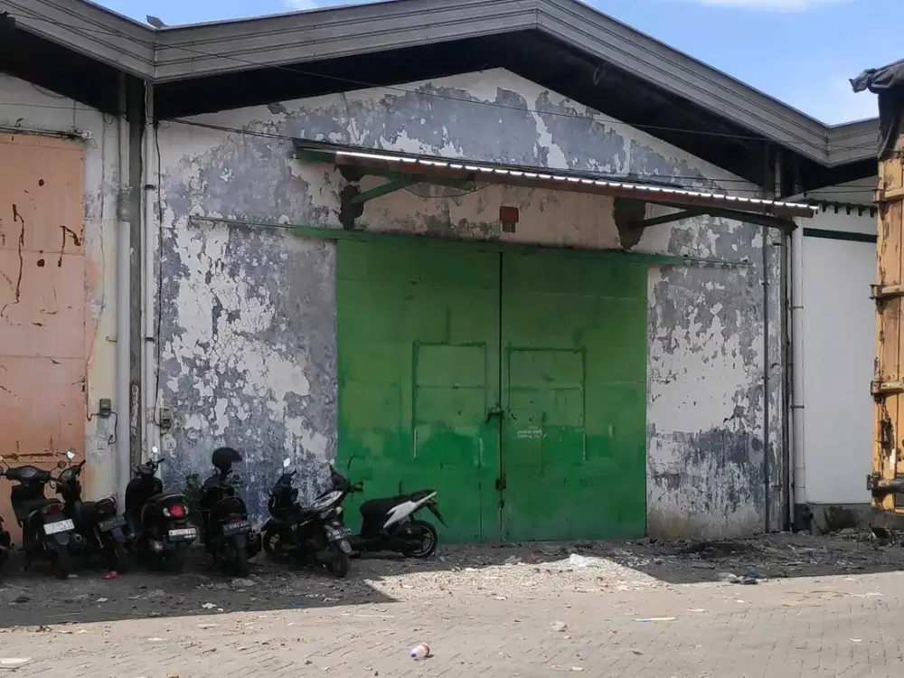 Dijual Gudang 510 m2 Margomulyo Permai Kantor Toilet Mezaine Kontainer