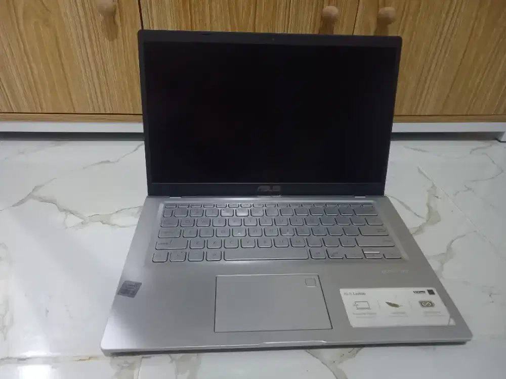 Laptop Asus vivobook Core i5