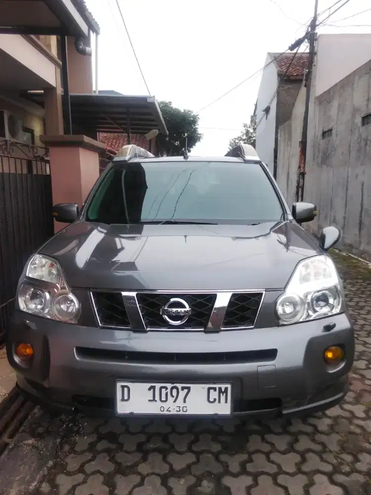 Nissan X-Trail 2.5 XT 2010