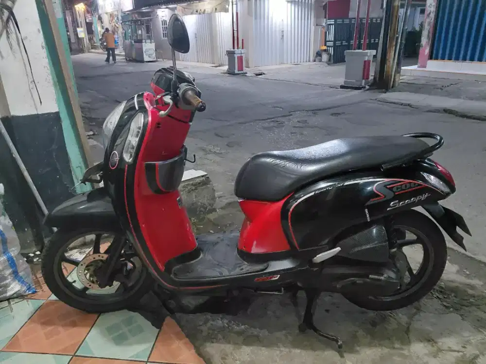 Honda scoopy 2014