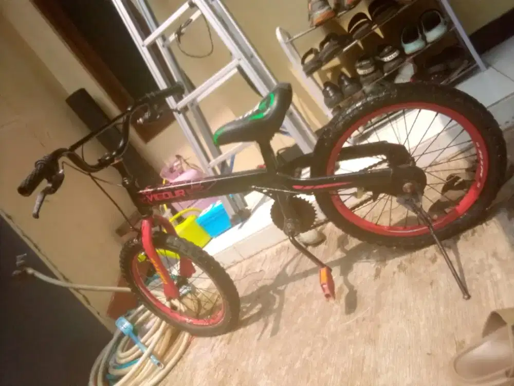 Sepeda united ORI ukuran 18 ban tebal siap pakai