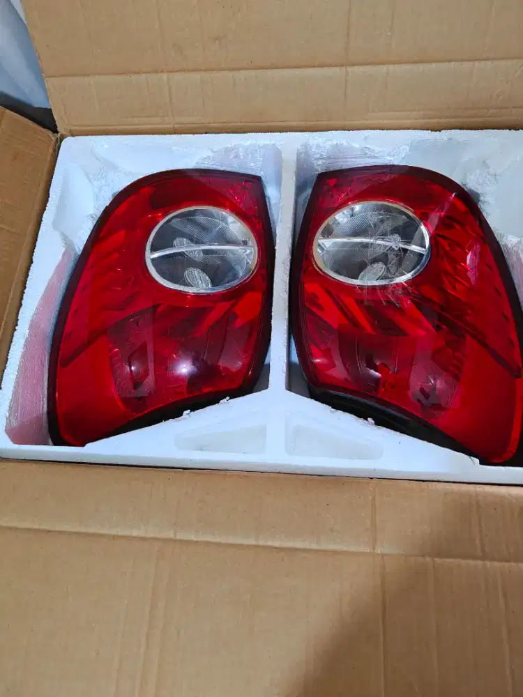 Lampu belakang captiva