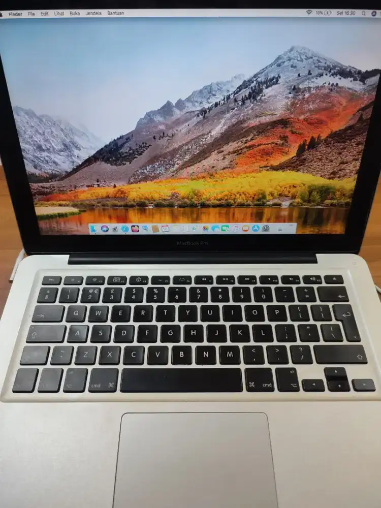 Macbook pro 2011 minus