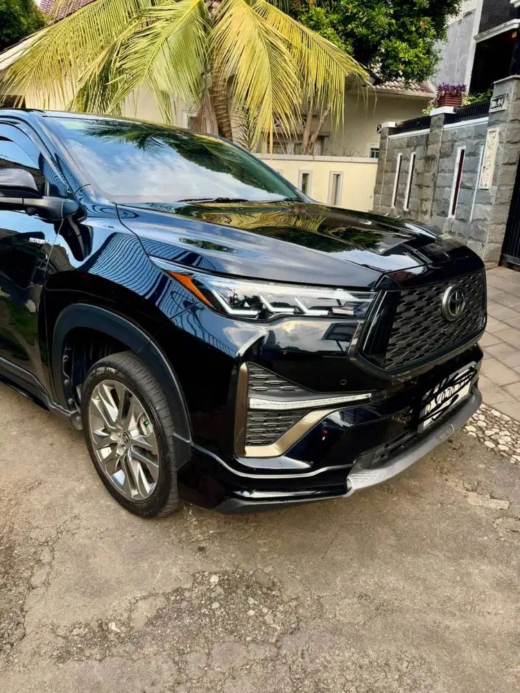 Innova Zenix 2023 Q hybrid