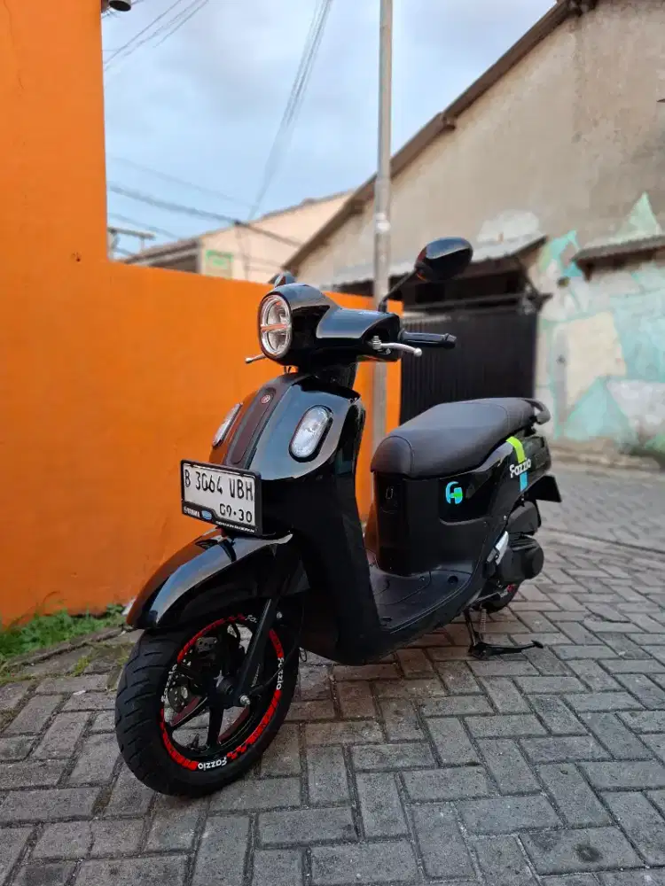 Yamaha Fazzio Hybrid 2025 bln 9 istimewa Bergrnsi