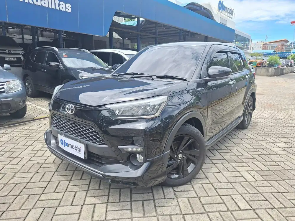 TDP 1 JUTA Toyota Raize 1.0 GR Sport TSS Two Tone AT 2021 Hitam CDFDB