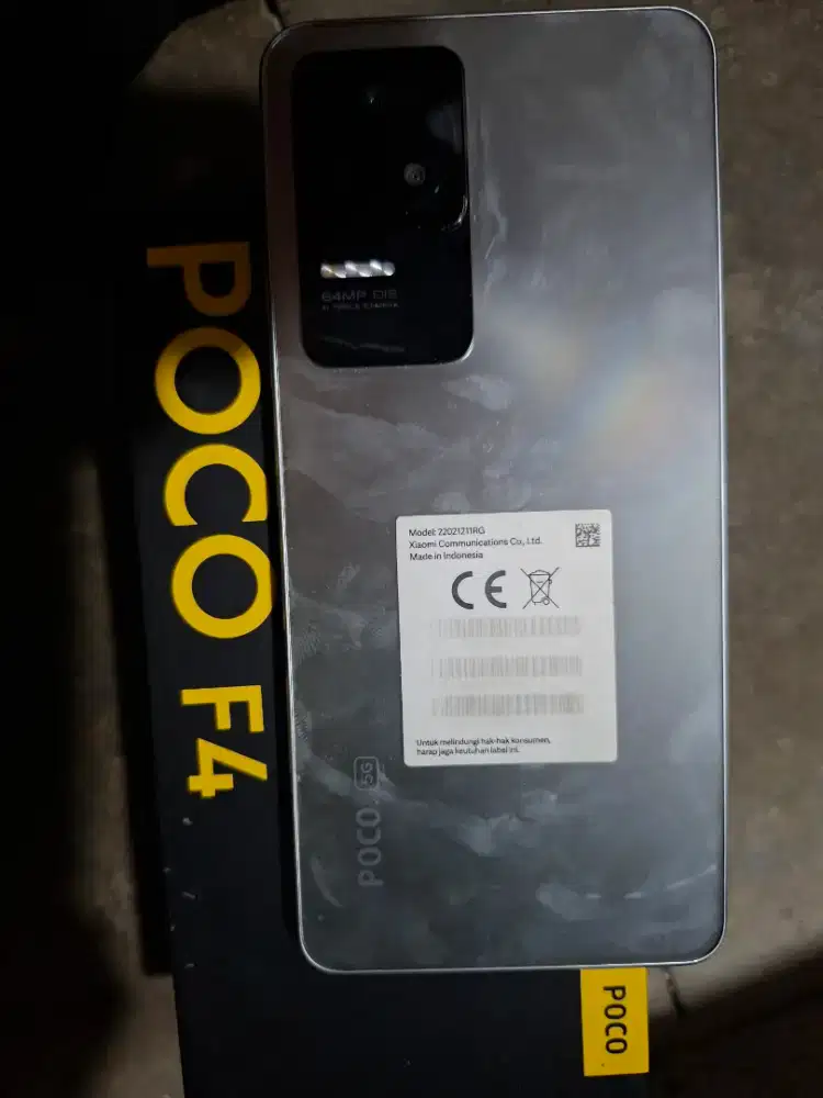 poco f4 5g ram8/256