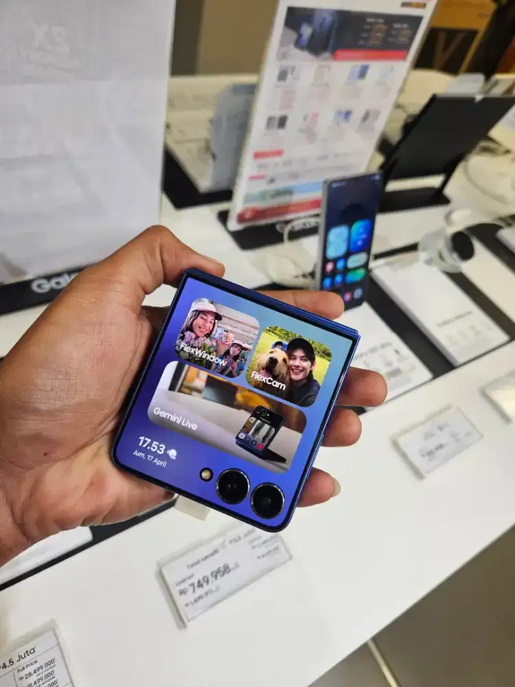 SAMSUNG Z FLIP7 BONUS SPEAKER PREMIUM SOUNDBAR DAN SAMSUNG CARE+ 2 Th