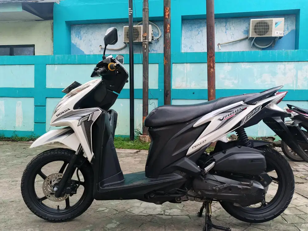 Honda Vario 125 kzr fi esp 2014 stater halus mulus terawat