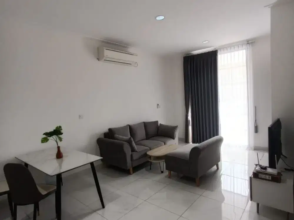 Disewakan rumah di golf island