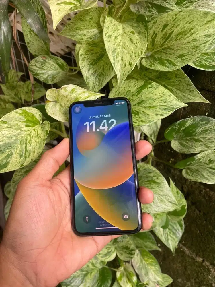 Iphone 11 pro 256gb midnight green ibox