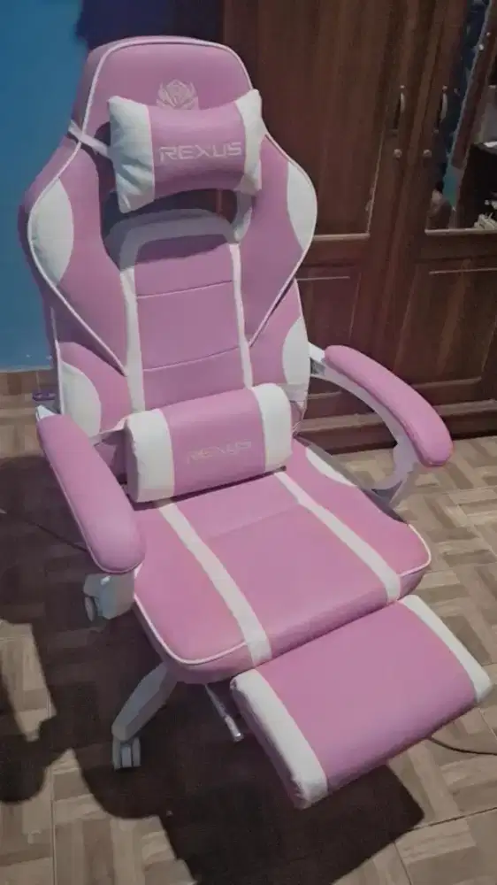 Kursi Gaming Rexus RGC R60 Pink Edition