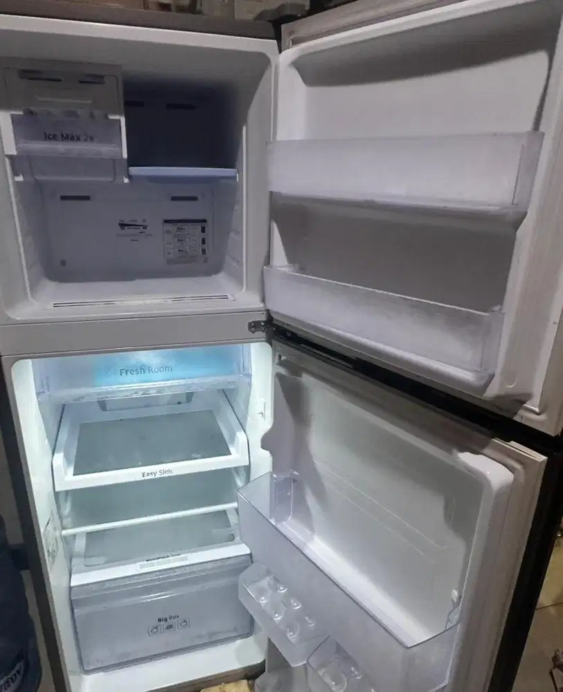 Kulkas Samsung Digital Inverter 2 Pintu