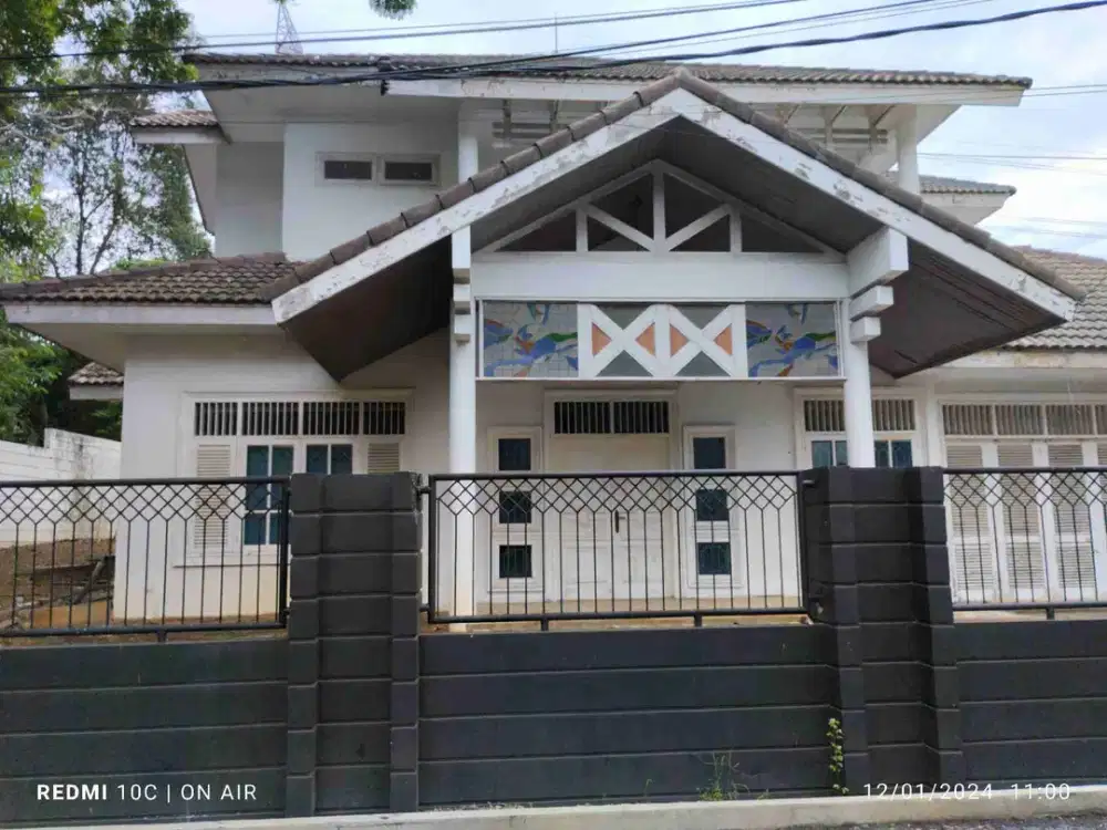 Rumah di Kaveling Deplu Adam Malik Cipadu Tangerang