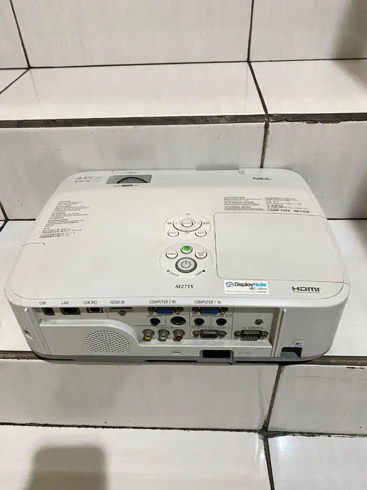 Projektor infocus HDMI NEC M271X Contras 3000:1 Lumens proyektor segel